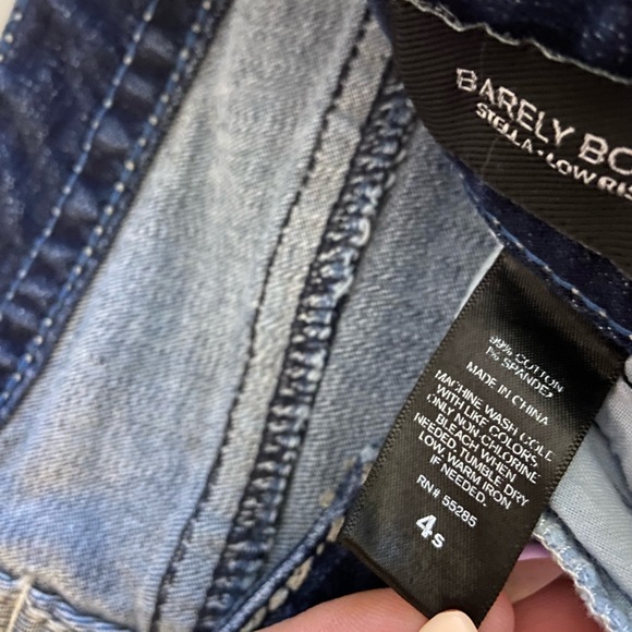 EXPRESS-Jeans Size 4 Short - Picture 7 of 7